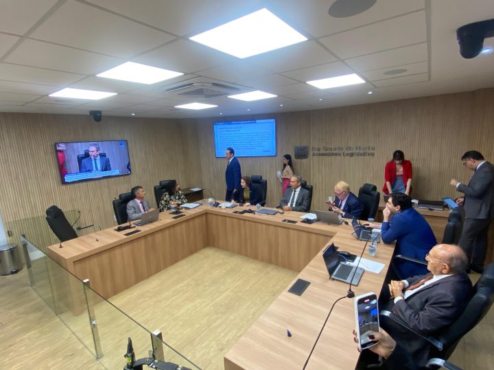 Comissão da Assembleia derruba emenda que rejeitava aumento de ICMS