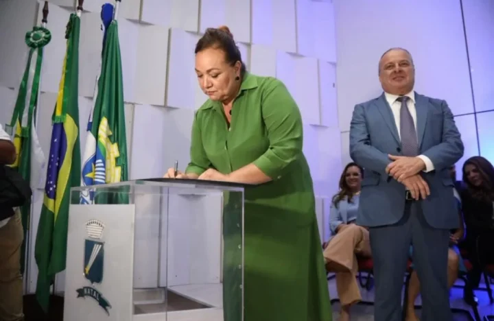Paulinho demite titular da Secretaria Municipal de Saúde em menos de um mês
