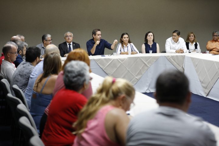 Governo propõe pagar recomposição da educação e segurança em fevereiro