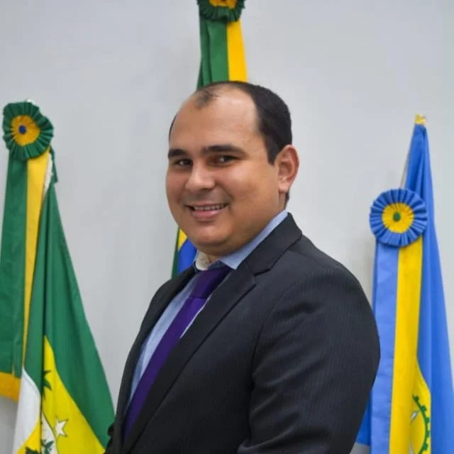 Polícia procura ex-vereador de Parnamirim suspeito de estelionato