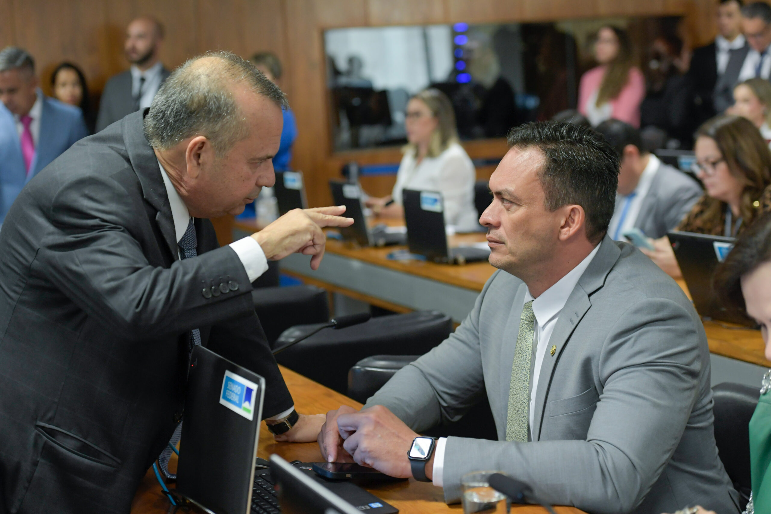 Styvenson e Rogério assinam CPI do Banco Master para investigar Moraes e Toffoli