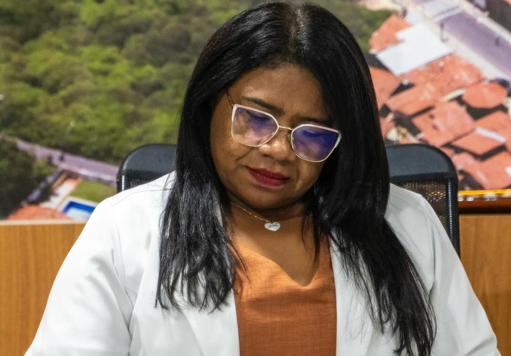 Nilda Cruz, prefeita de Parnamirim, é alvo de ataques racistas e ameaças de morte