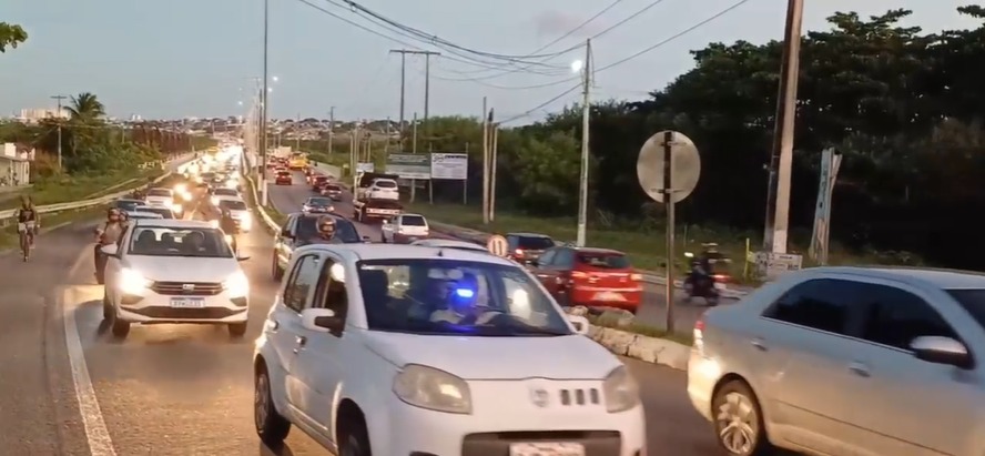 Após concluir restauração, DNIT libera integralmente tráfego na Ponte de Igapó