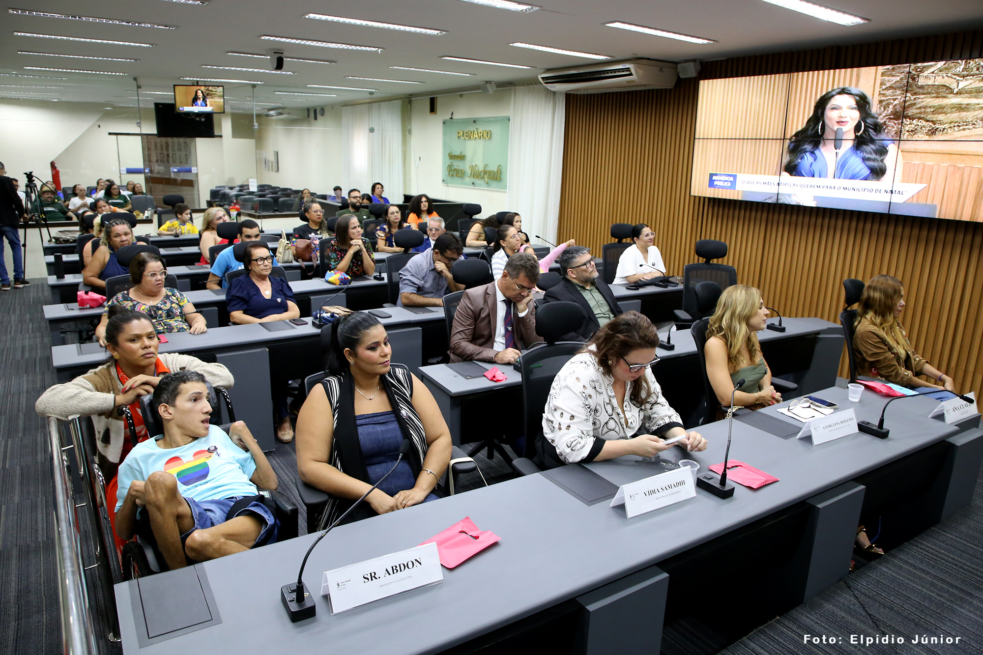 Audiência pública: mães atípicas em Natal denunciam violações de direitos