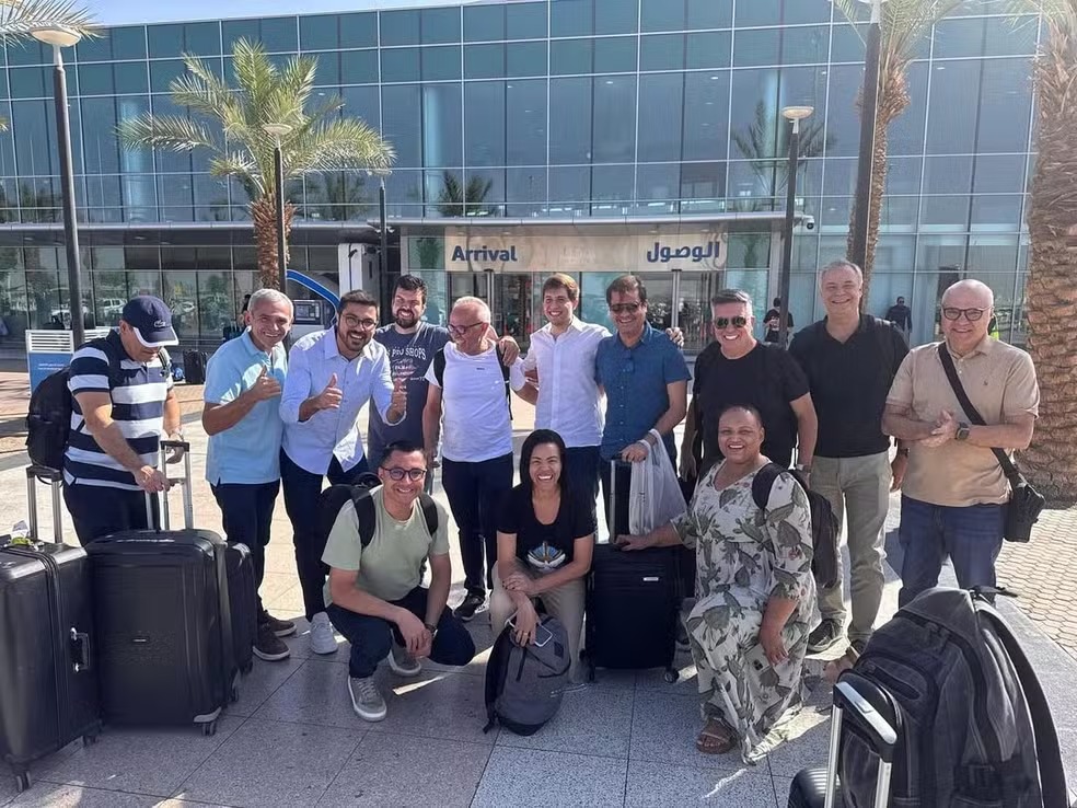 Secretário de Natal embarca a caminho do Brasil após deixar Israel