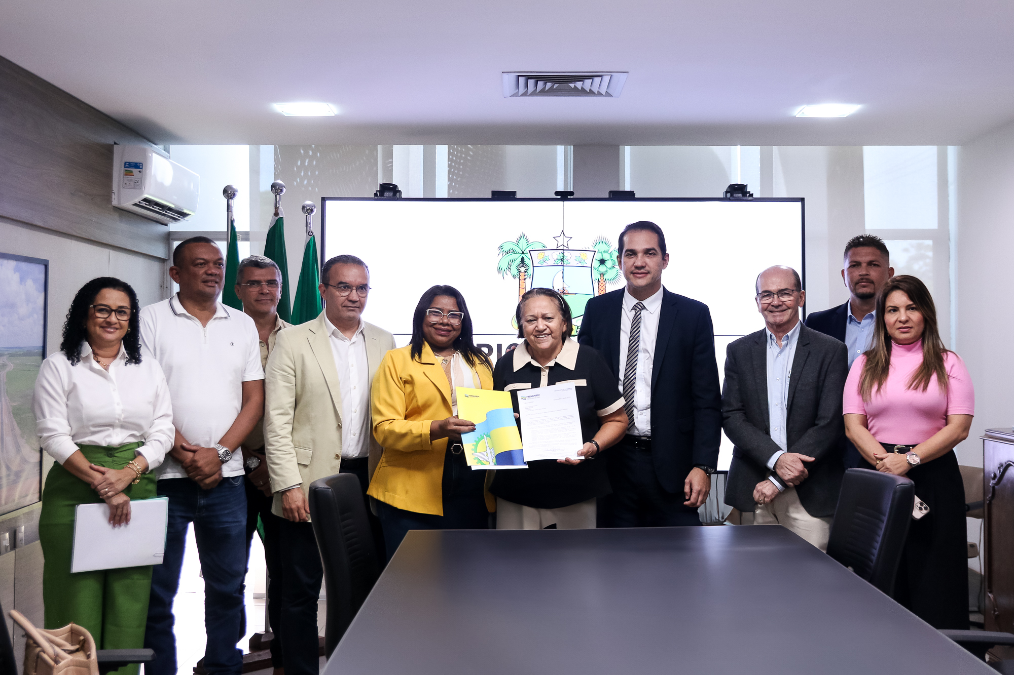 Nilda pede apoio a Fátima para solucionar infraestrutura urbana de Parnamirim