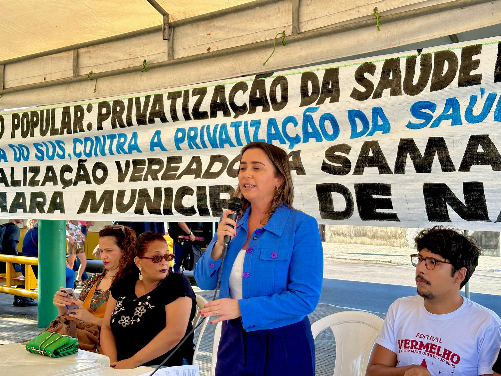 Prefeitura é convidada mas falta à sessão sobre terceirização na saúde