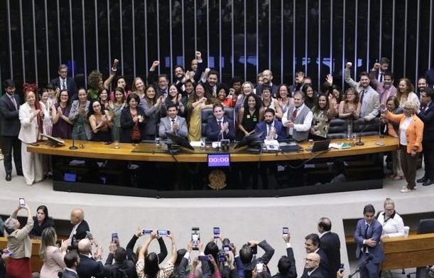 O que pensam deputados do RN sobre projeto contra adultização de crianças e adolescentes