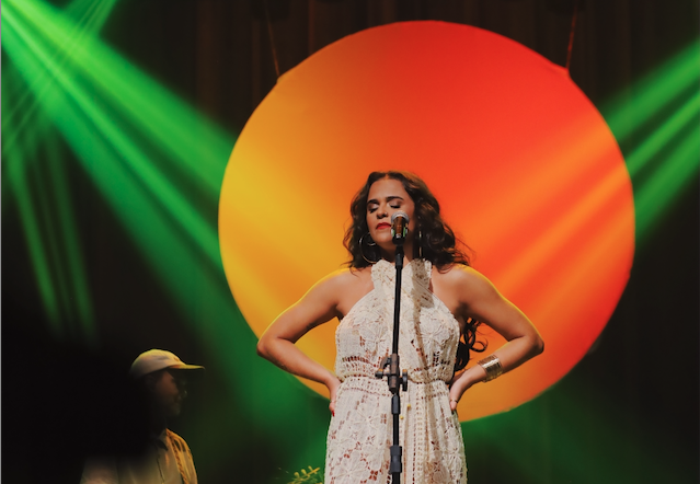 Cantora potiguar lança para Brasil e Europa projeto gravado em Natal