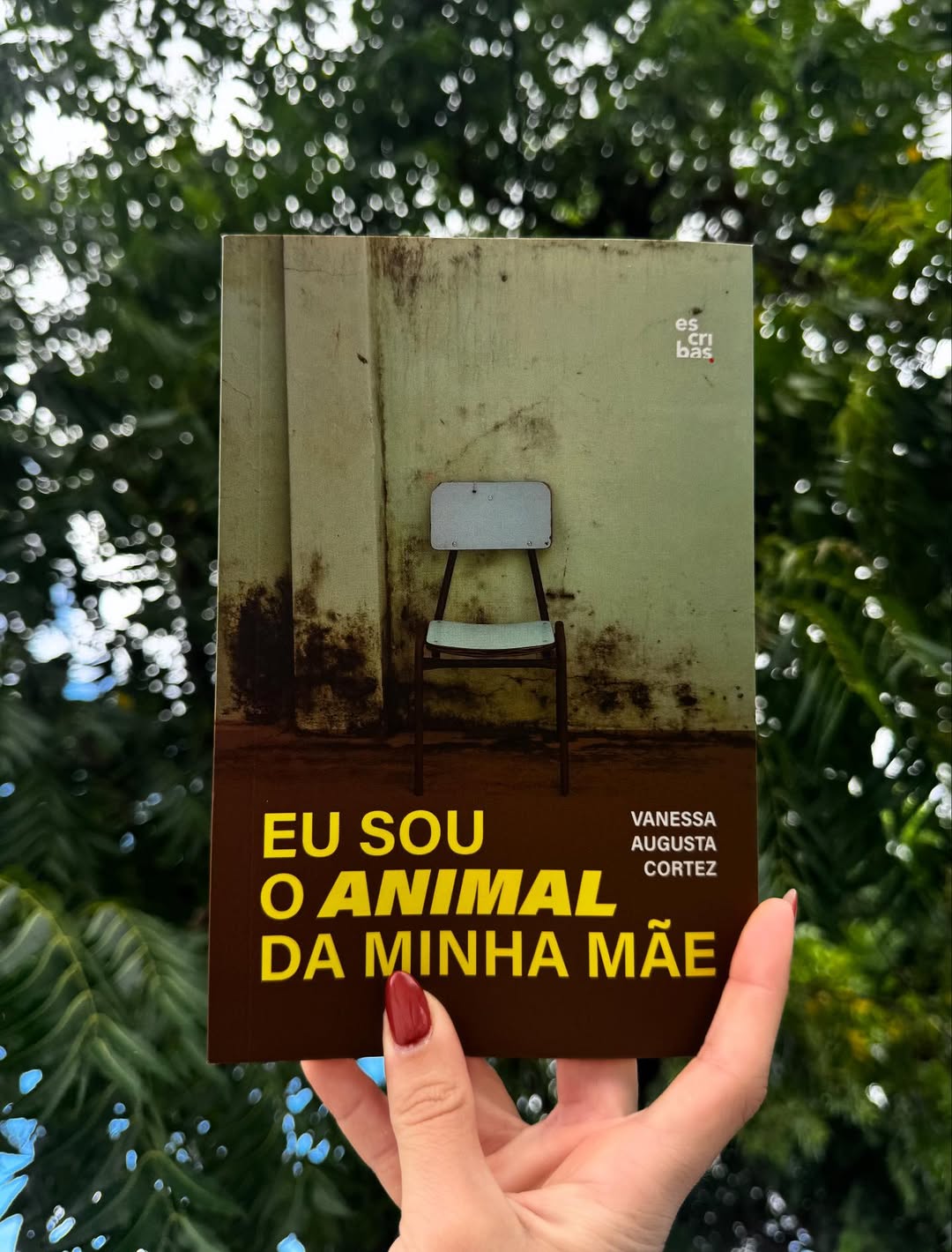 Literatura: Vanessa Augusta lança “Eu sou o animal da minha mãe”