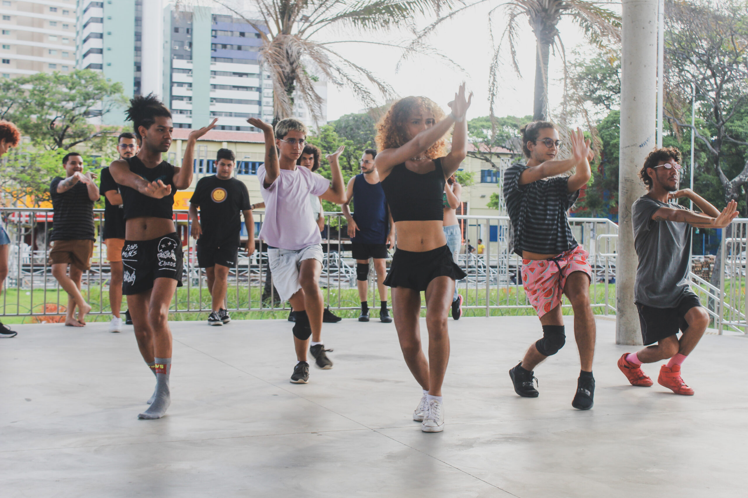 Ciclo formativo envolve cultura Ballroom com ações sobre saúde, moda e performance