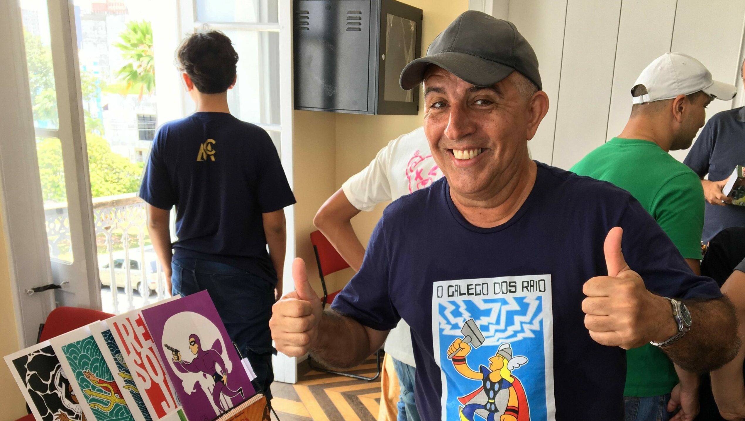 Beto Potyguara: natalense faz releitura de clássicos dos quadrinhos em forma de cordel