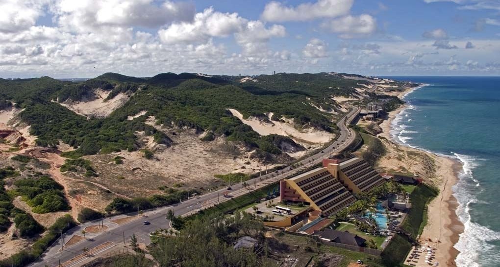 MP quer anular lei que amplia construções na Via Costeira e áreas turísticas de Natal