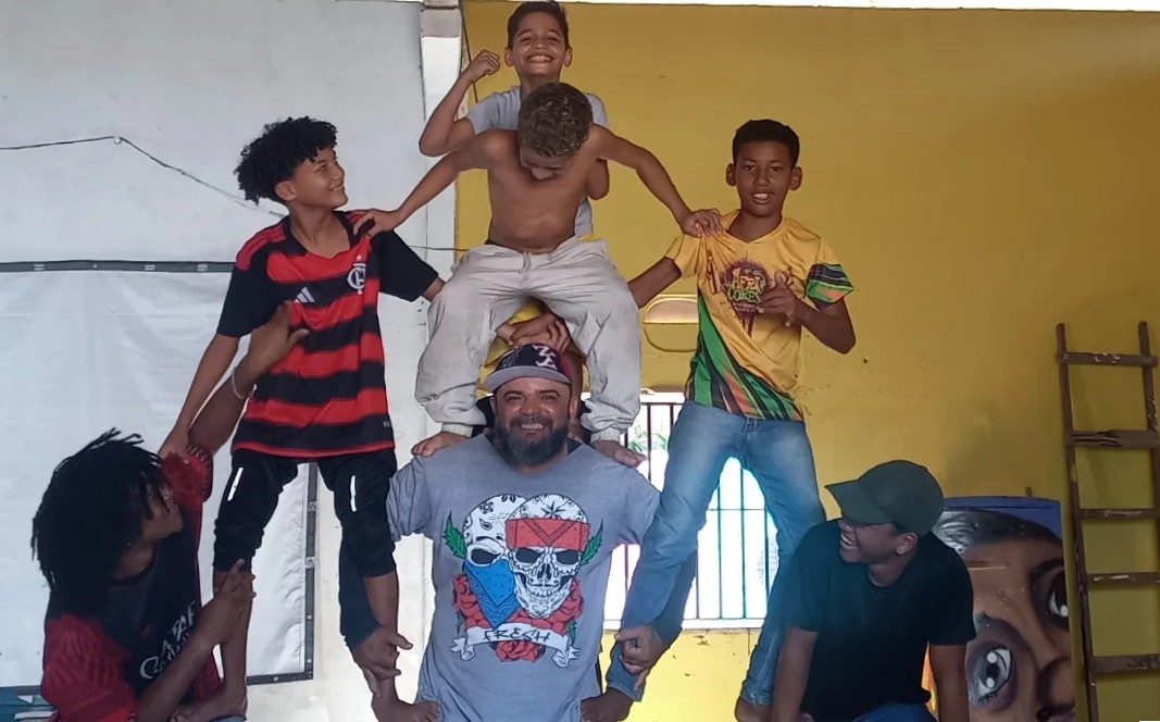 Miguel Carcará: a palavra e o hip-hop como escola na periferia
