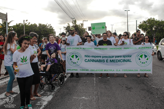 Marcha da Maconha 2025 reúne ativistas em Natal por fim da guerra às drogas