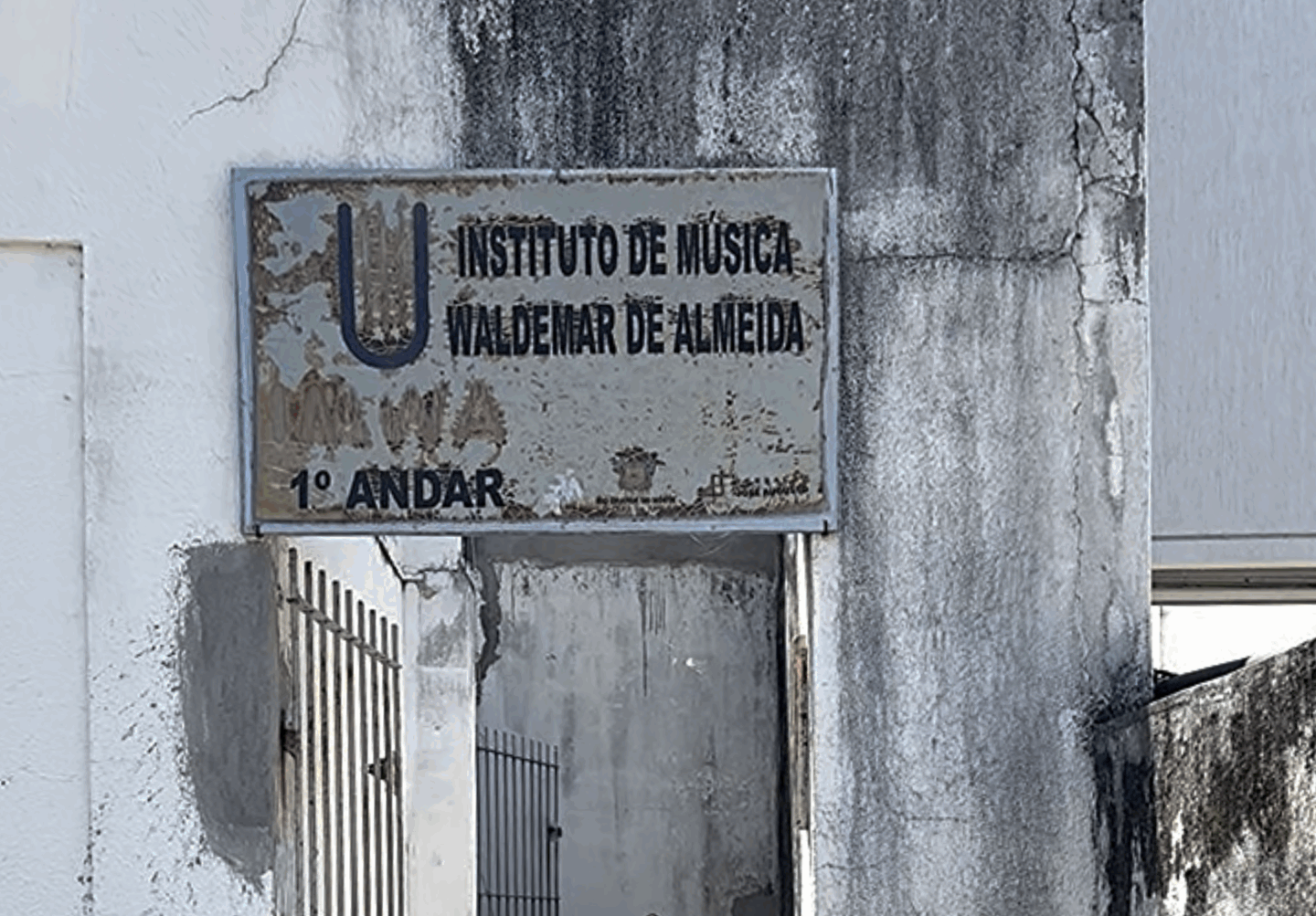 Escola de música pública do RN sofre com estrutura precária