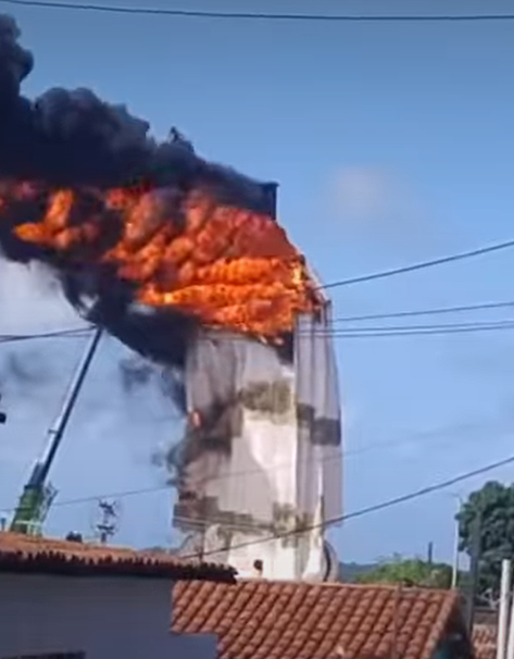 Incêndio destrói estátua de Nossa Senhora de Fátima em construção na Zona Norte