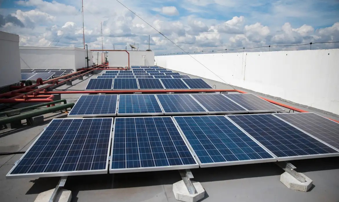 Defensoria vai investigar aumento de taxas em contas de energia no RN