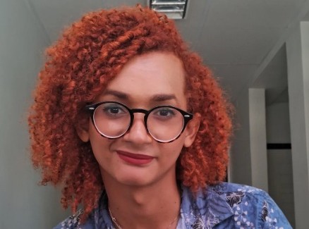 Jornalista é vítima de intolerância nas redes sociais ao cobrir Carnaval na Redinha