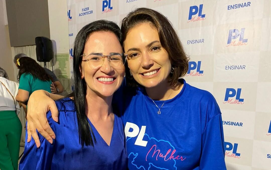 Título de cidadã natalense a Michelle Bolsonaro é aprovado; oposição vota contra