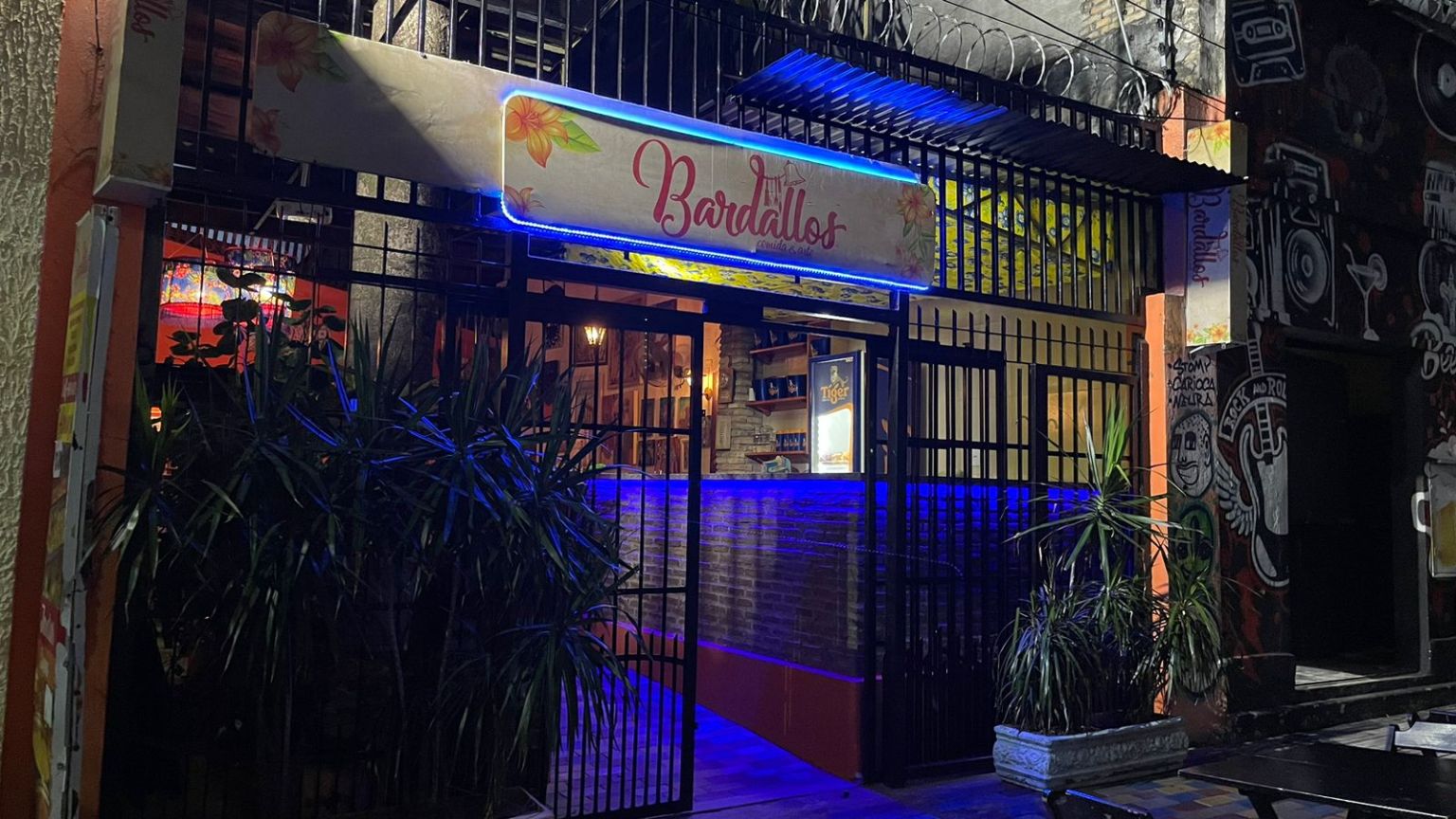 Bardallo’s reúne arte e música em festa de 21 anos