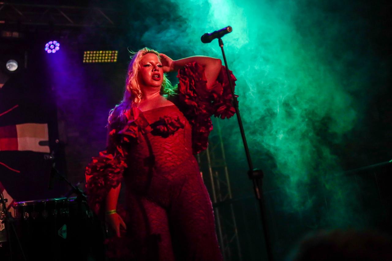 Janvita: a cantora que transcende e respira a house music de Natal
