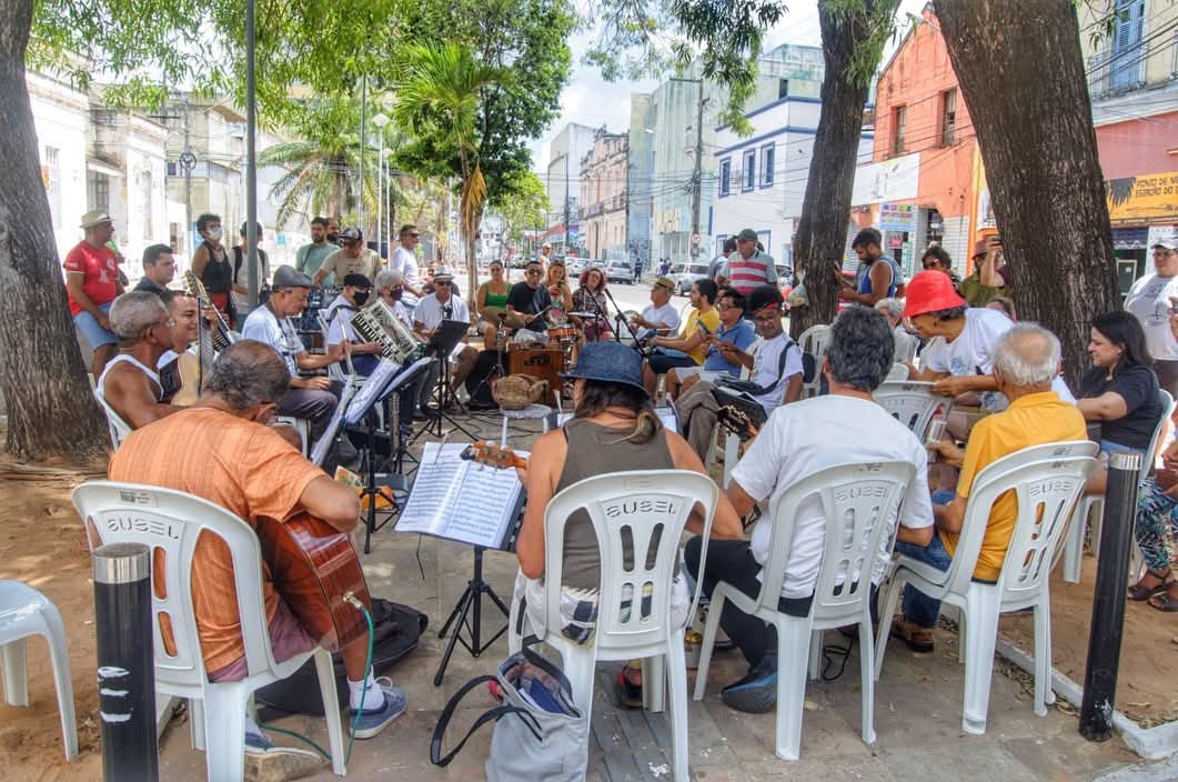 #MeGuia: Choro do Caçuá, Greiosa, festa do poste e mais farras neste sábado (9)
