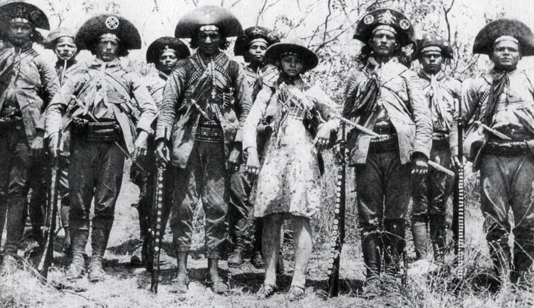 Revolucionários Primitivos