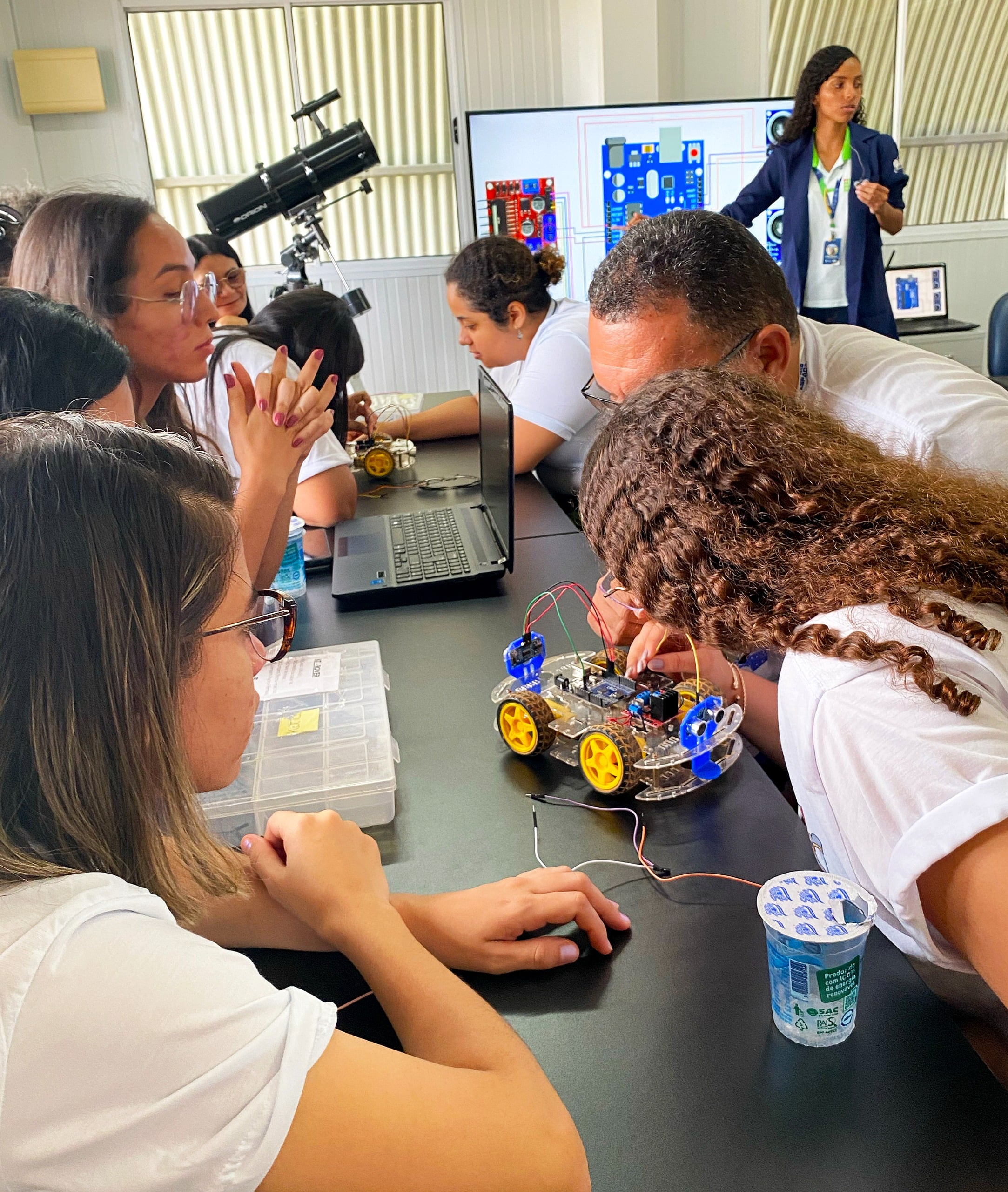 RN: projeto incentiva protagonismo feminino na ciência e tecnologia